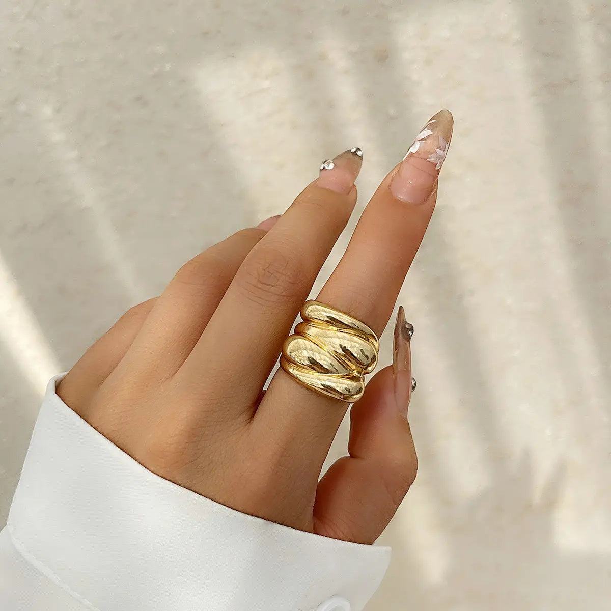 Chic Irregular Water Drop Floral Open Ring