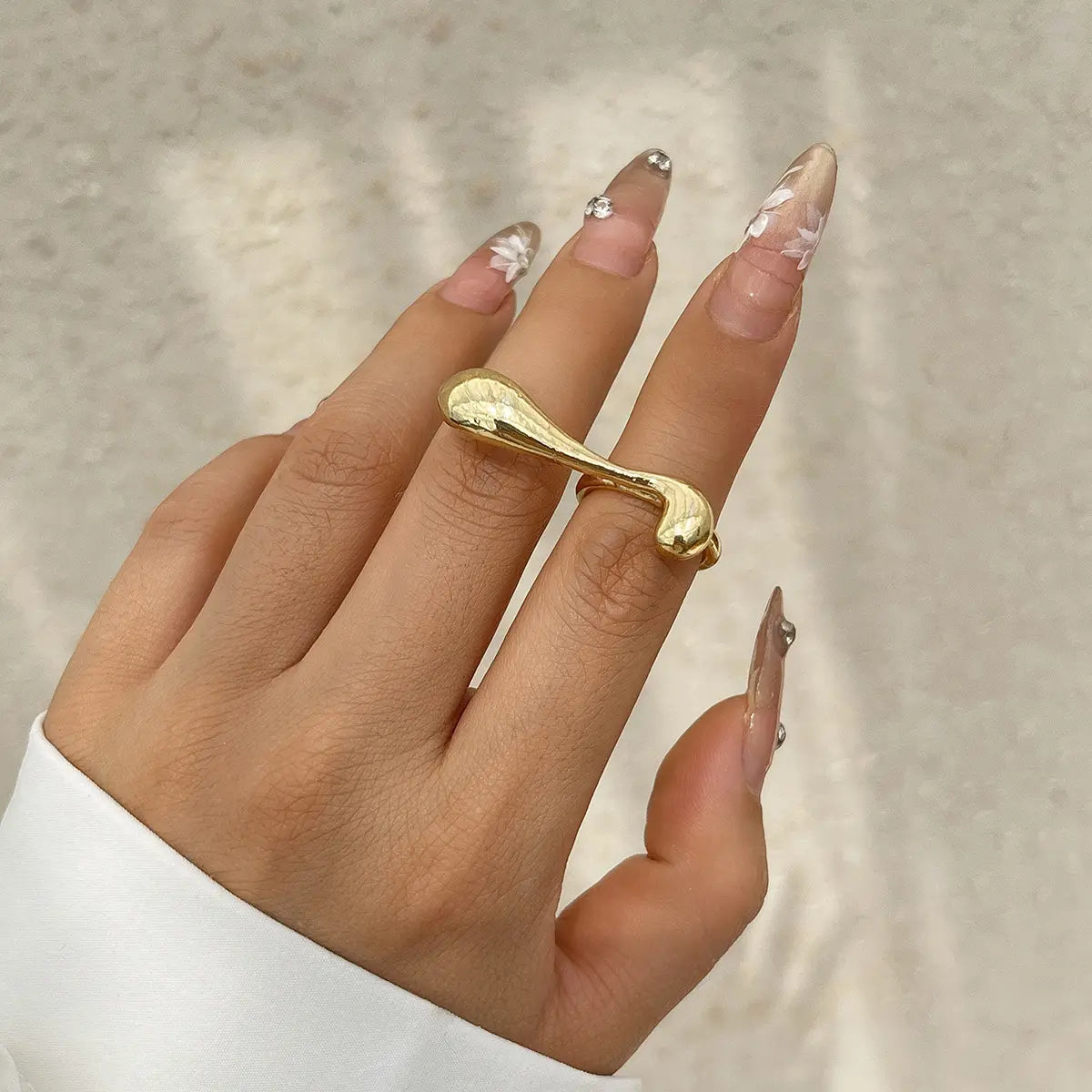 Chic Irregular Water Drop Floral Open Ring