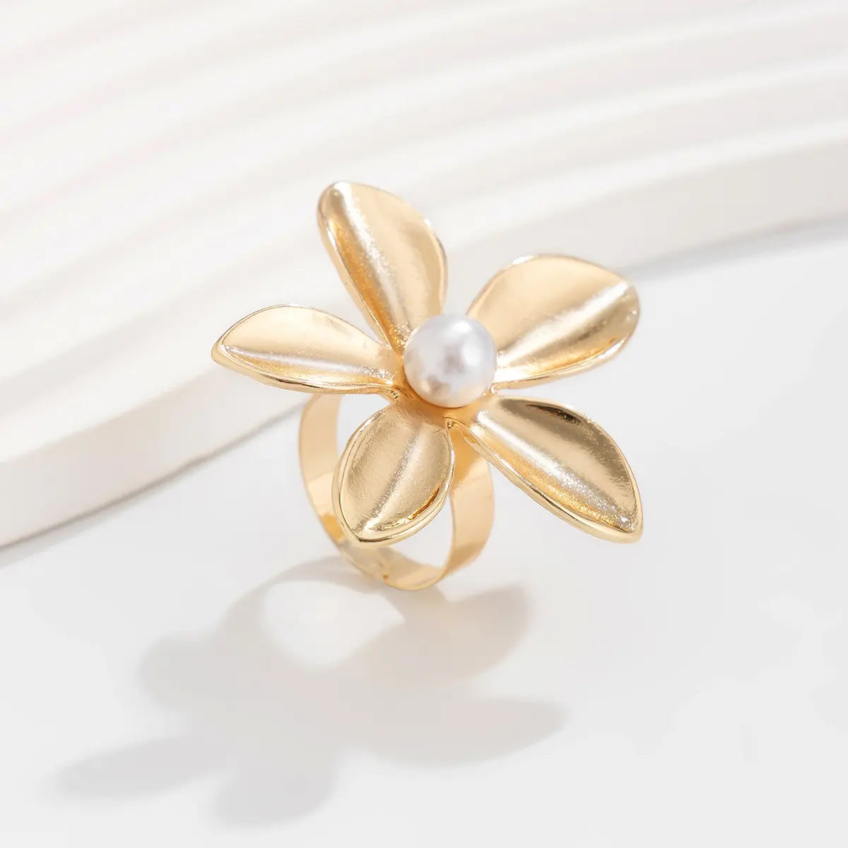 Chic Irregular Water Drop Floral Open Ring