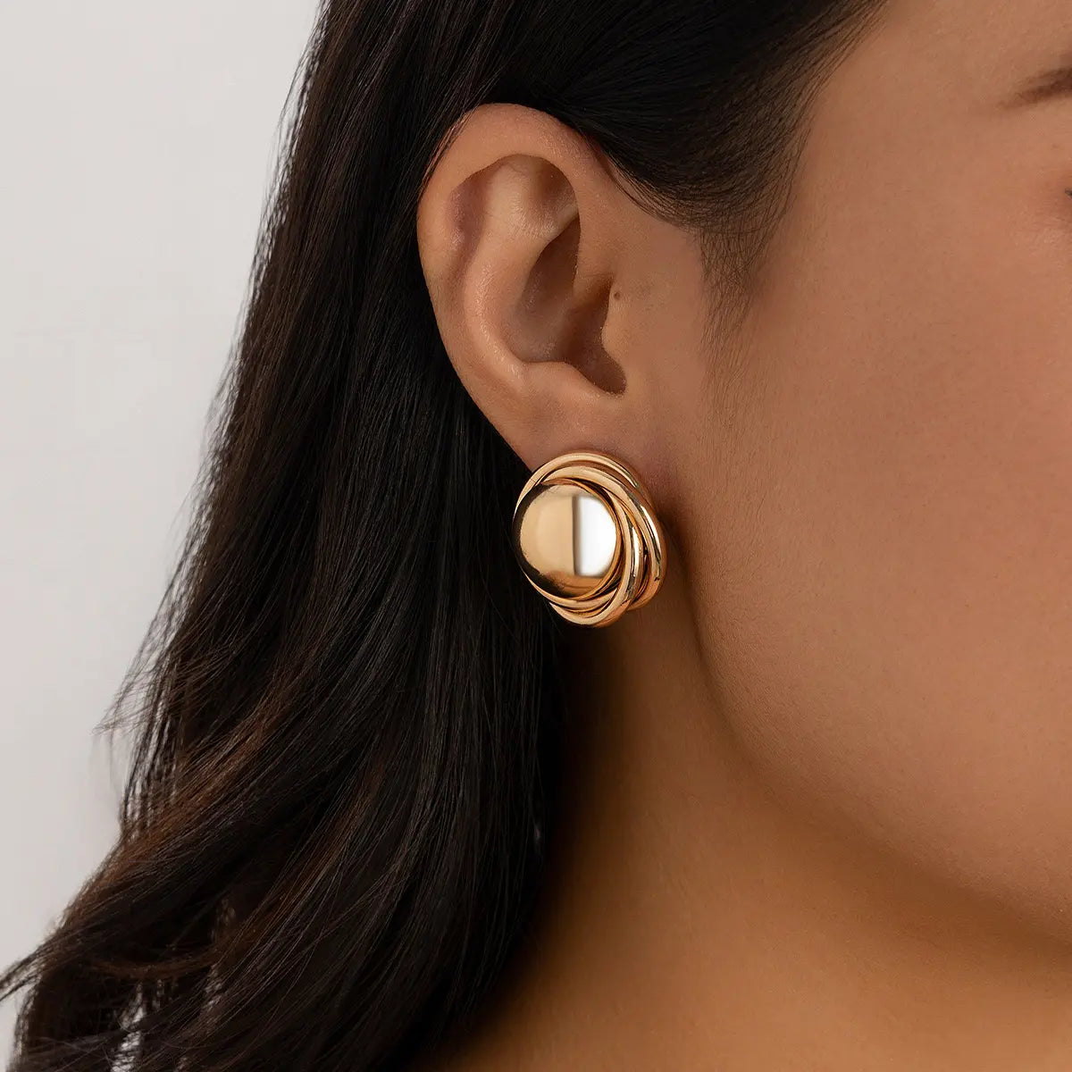 Trendy Geometric Hoop Earrings Irregular Metal Water Drop Studs